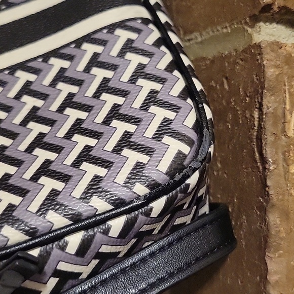 Tory Burch T Crossbody Bag Black - Picture 10 of 11